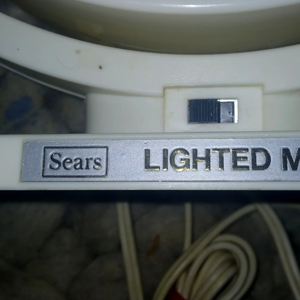Vintage Vanity 70s SEARS Lighted Makeup Mirror In VG+ Working Condition